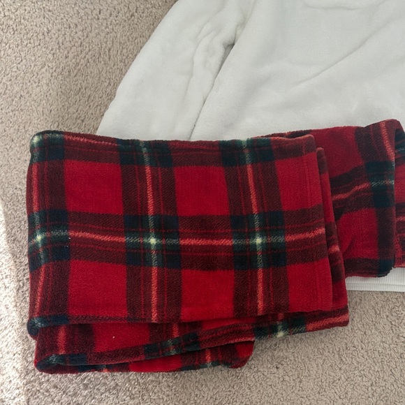 Cat & Jack White Sleepwear Top - Picture 4 of 7